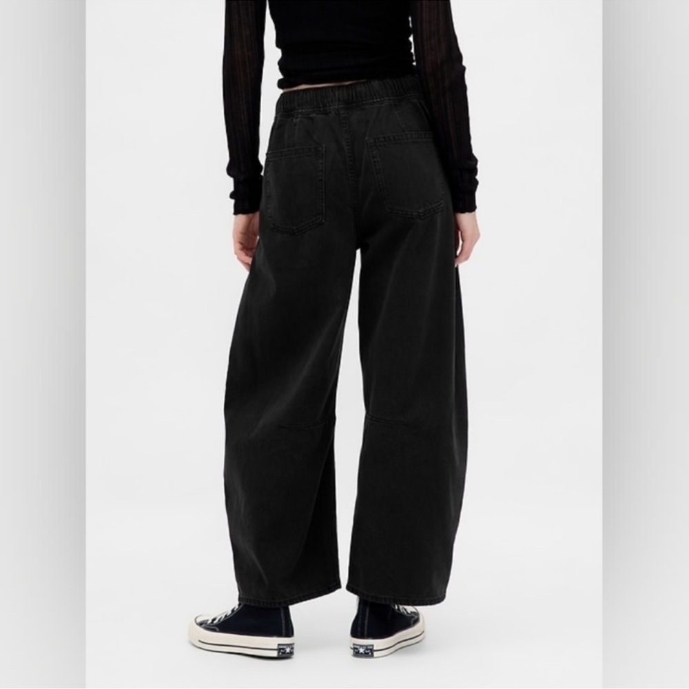 NWOT! Gap Black Mid Rise UltraSoft Easy Horseshoe Jeans 815686 🩷 - Picture 4 of 7